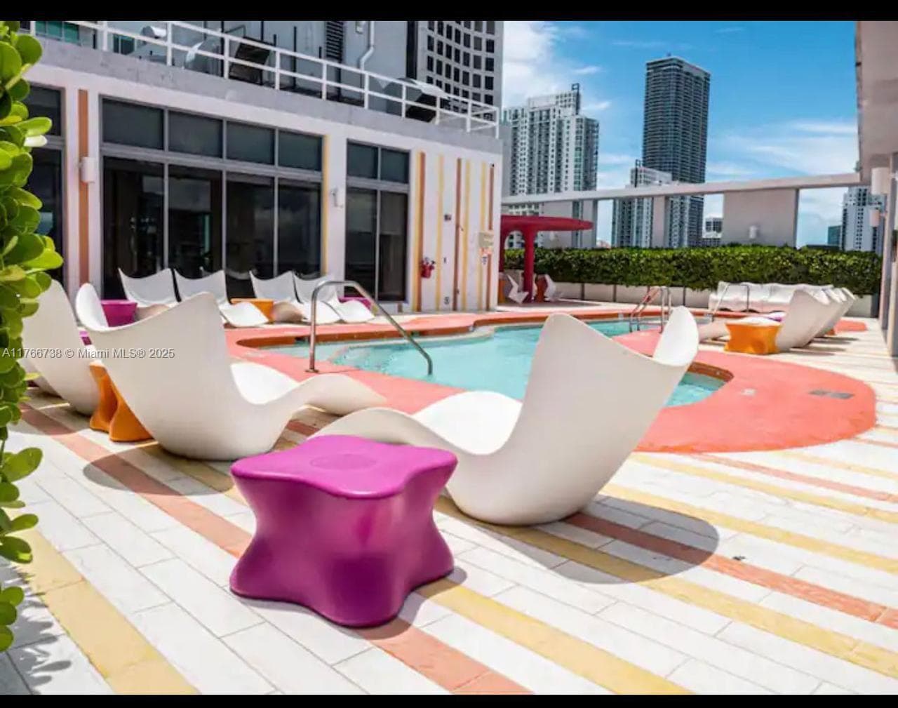 31 SE 6th St # 1601, Miami FL 33131 — 14
