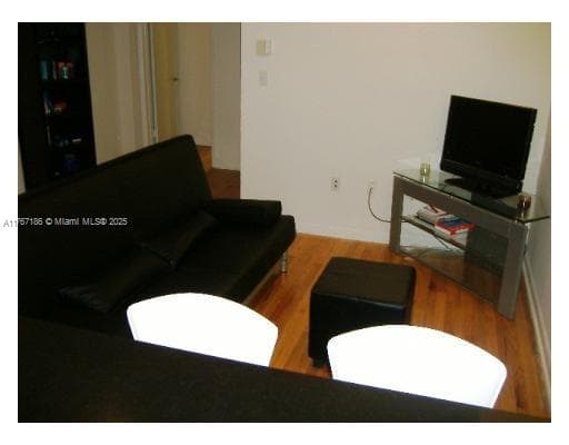 1521 Lenox Ave # 101, Miami Beach FL 33139 — 6