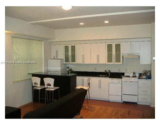 1521 Lenox Ave # 101, Miami Beach FL 33139 — 3
