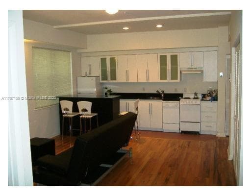 1521 Lenox Ave # 101, Miami Beach FL 33139 — 4