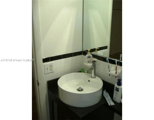 1521 Lenox Ave # 101, Miami Beach FL 33139 — 8