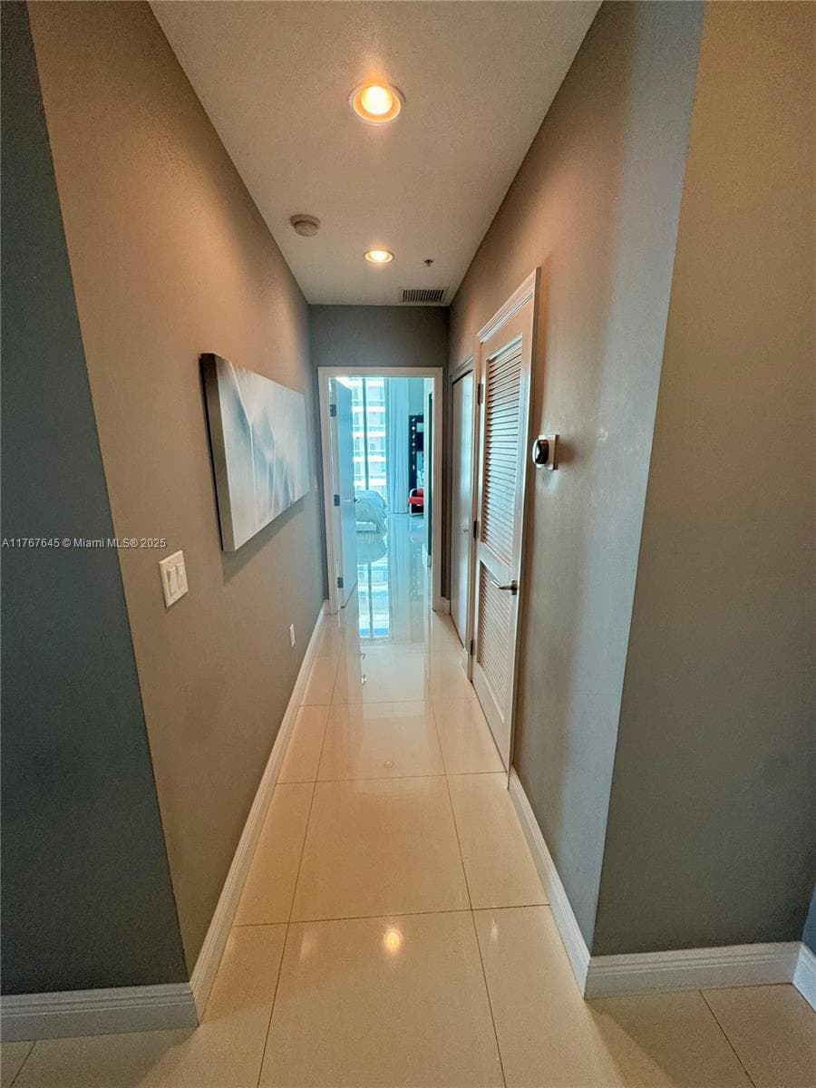 7930 East Dr # 1008, North Bay Village FL 33141 — 28