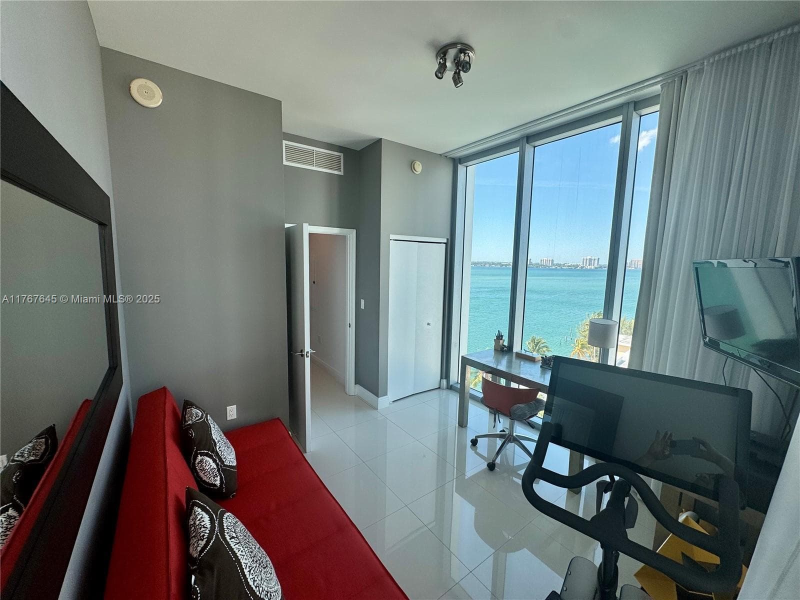 7930 East Dr # 1008, North Bay Village FL 33141 — 24