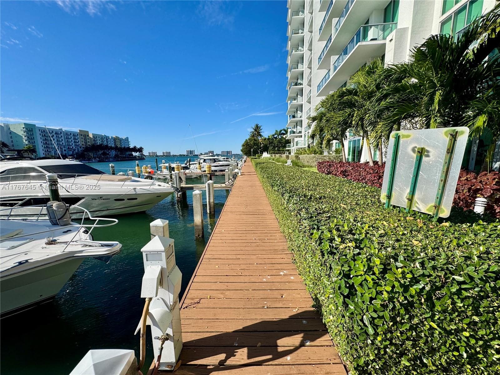 7930 East Dr # 1008, North Bay Village FL 33141 — 44
