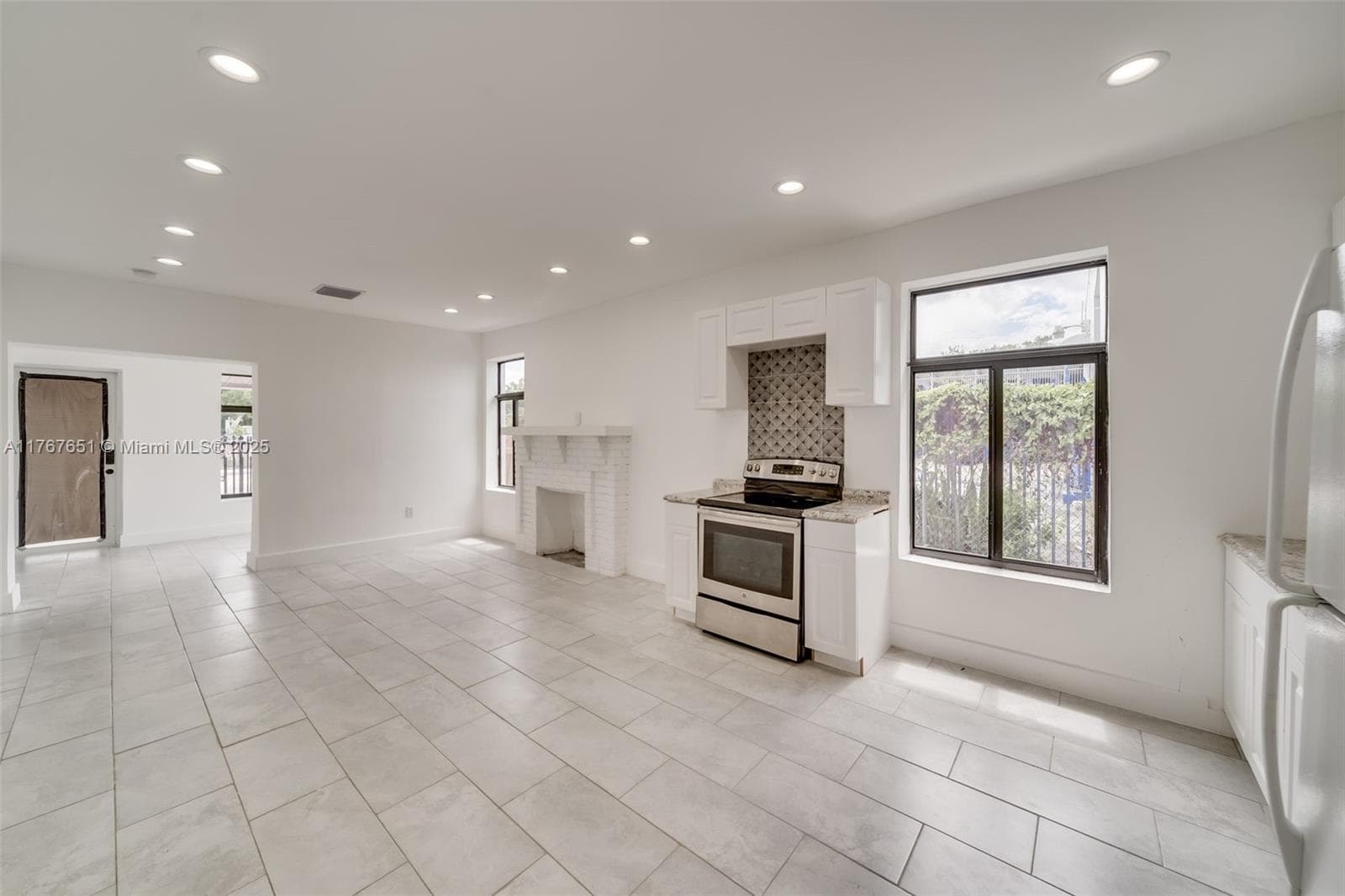 247 NW 54th St, Miami FL 33127 — 20