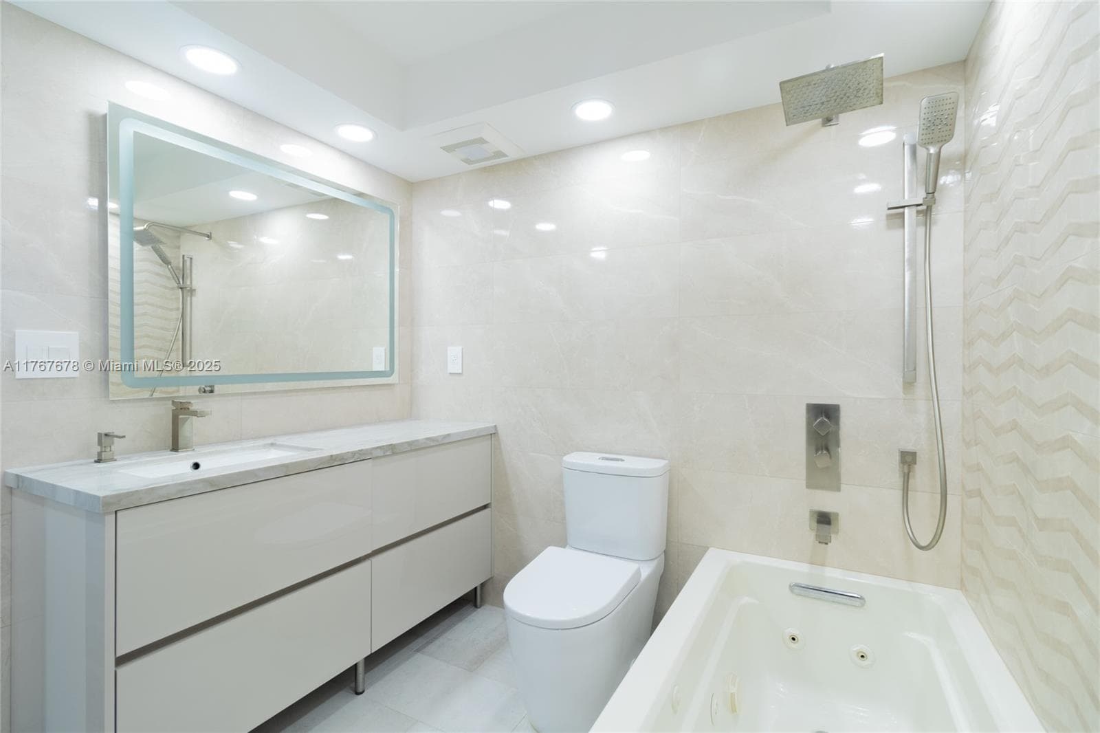 230 174th St # 1015, Sunny Isles Beach FL 33160 — 52
