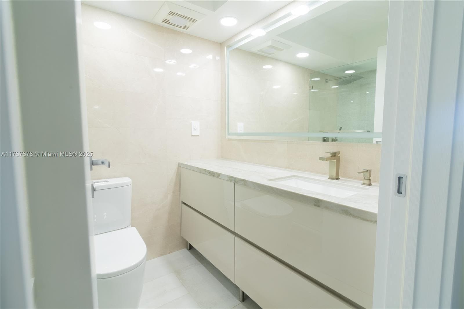 230 174th St # 1015, Sunny Isles Beach FL 33160 — 45