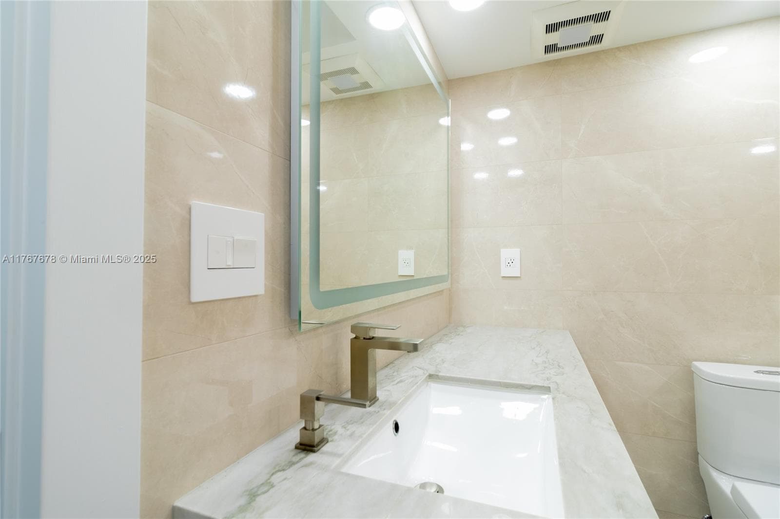 230 174th St # 1015, Sunny Isles Beach FL 33160 — 54