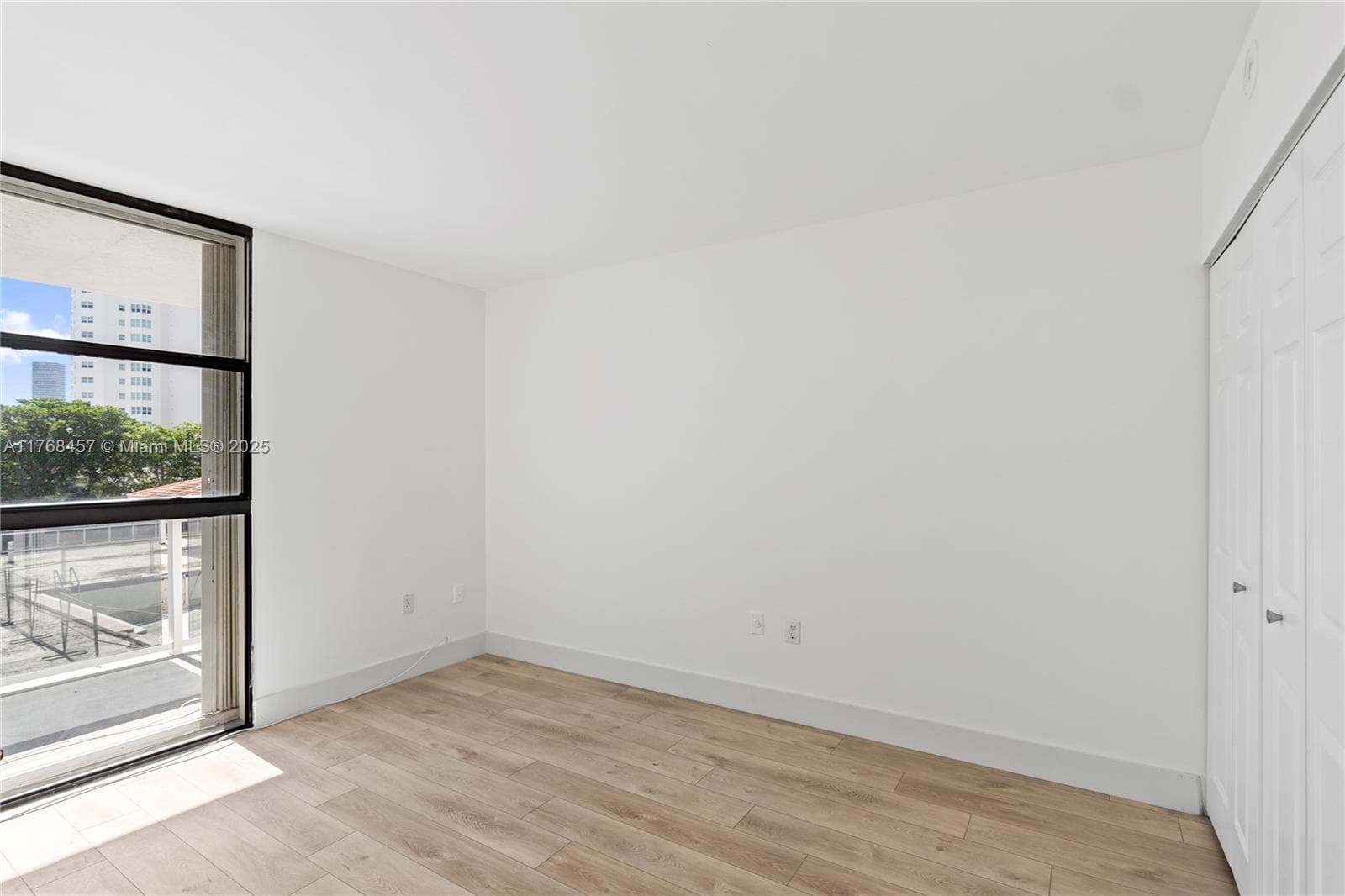 20505 E Country Club Dr # 434, Aventura FL 33180 — 12