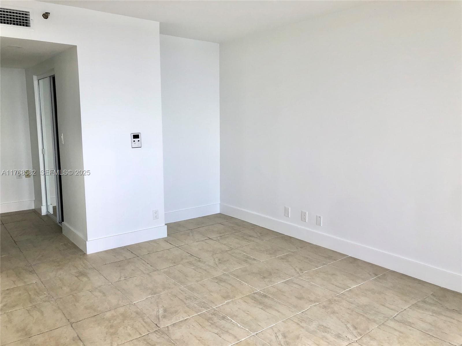 1000 W Island Blvd # 712, Aventura FL 33160 — 13
