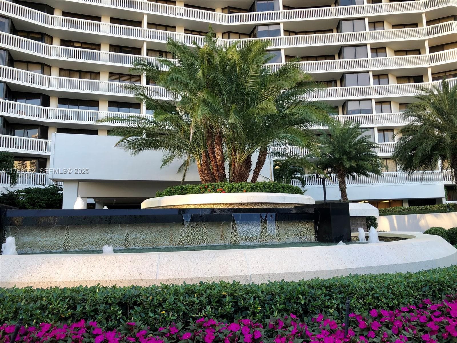 1000 W Island Blvd # 712, Aventura FL 33160 — 24
