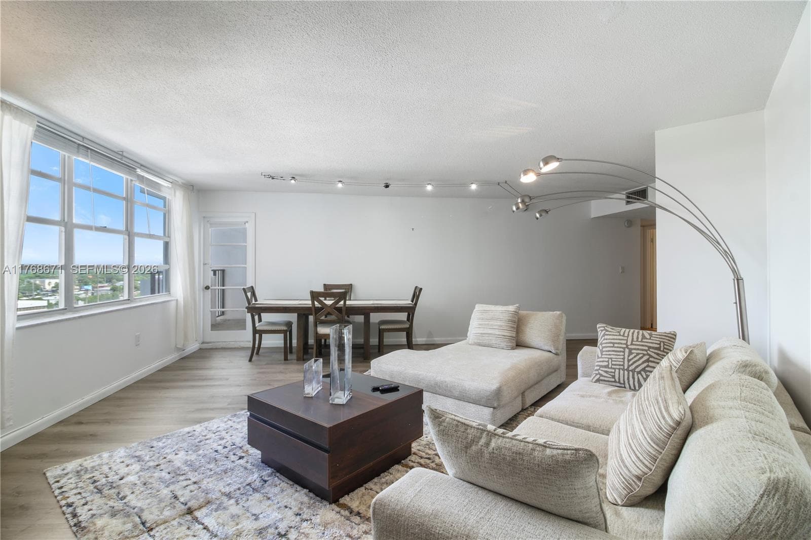 2750 NE 183rd St # 1207, Aventura FL 33160 — 12