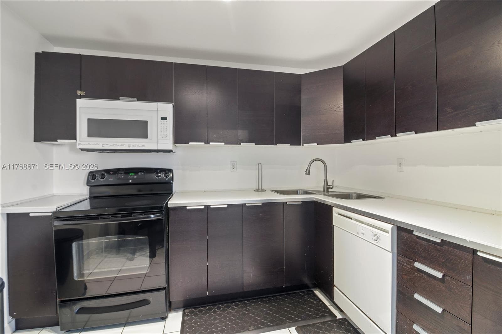 2750 NE 183rd St # 1207, Aventura FL 33160 — 14