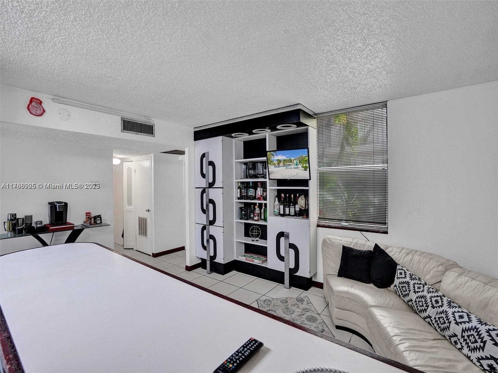20301 NE 30th Ave # 5, Aventura FL 33180 — 6