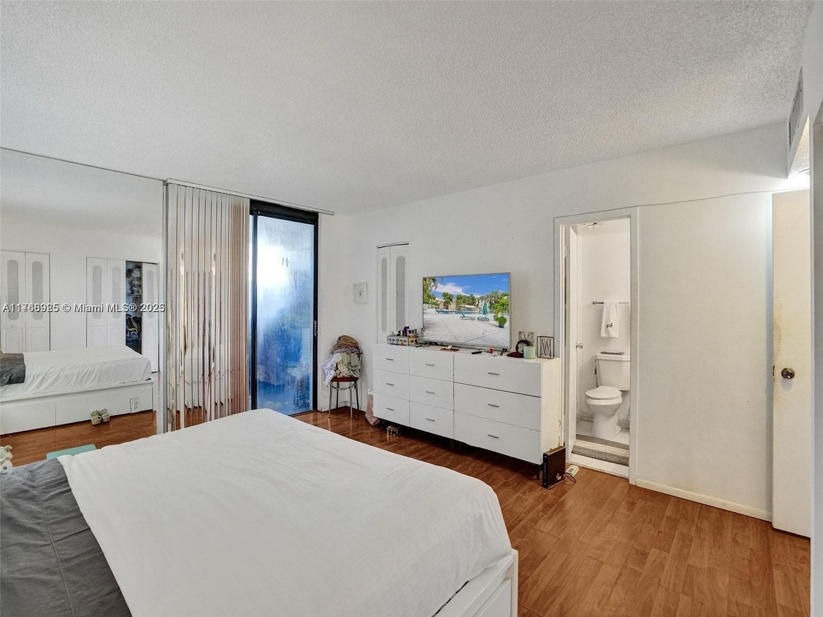 20301 NE 30th Ave # 5, Aventura FL 33180 — 17