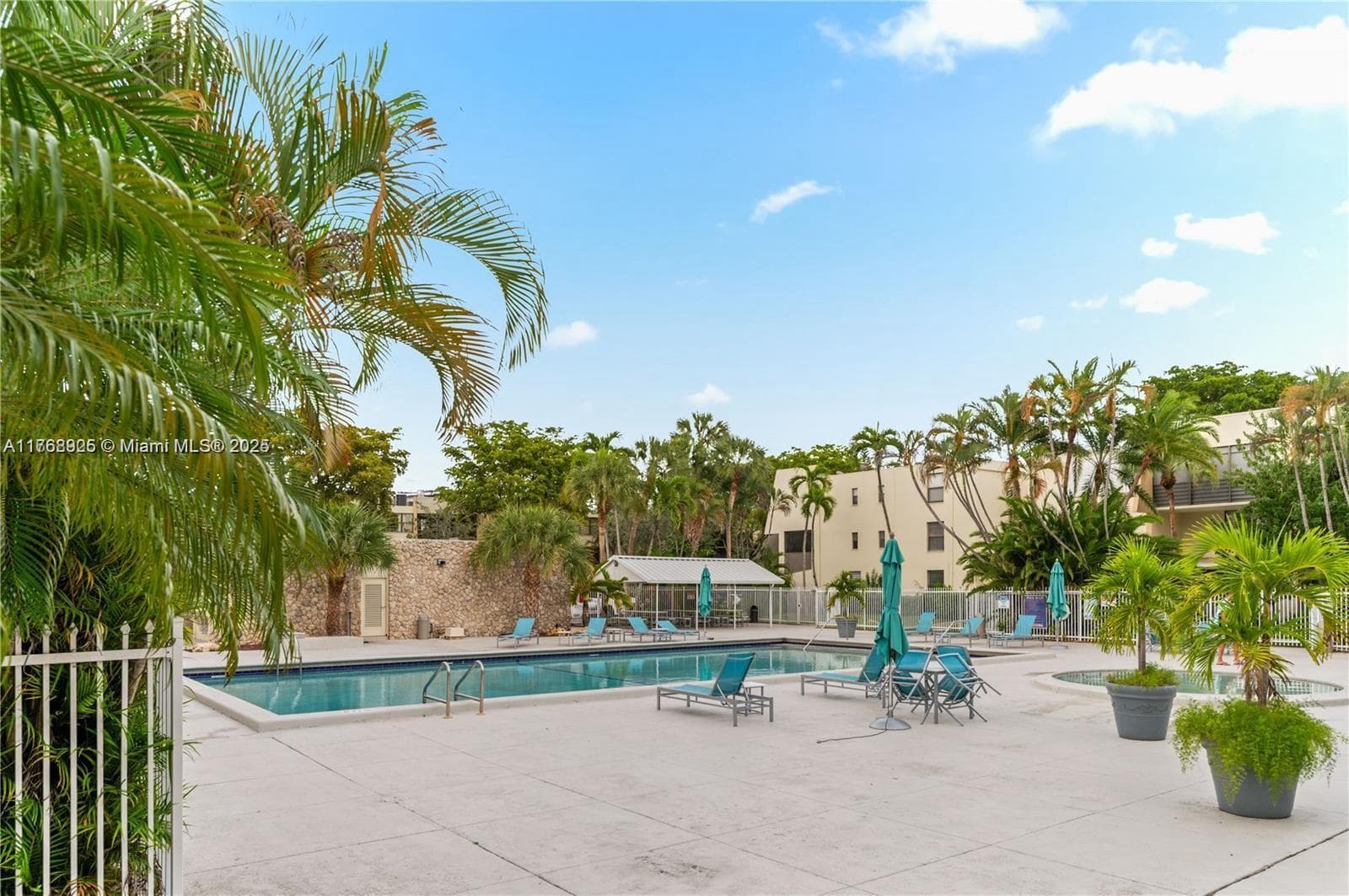 20301 NE 30th Ave # 5, Aventura FL 33180 — 28