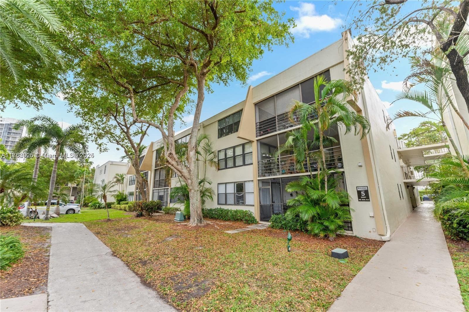 20301 NE 30th Ave # 5, Aventura FL 33180 — 29