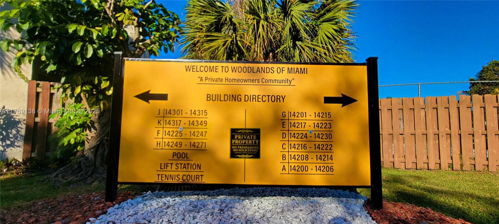 14241 Memorial Hwy # 9F, Miami FL 33161 — 33