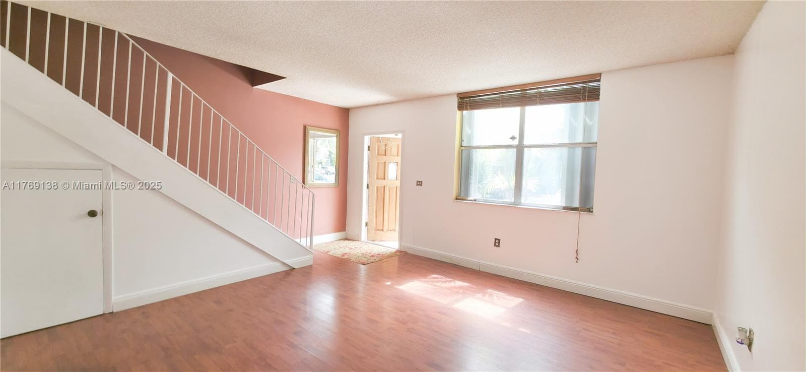 14241 Memorial Hwy # 9F, Miami FL 33161 — 8