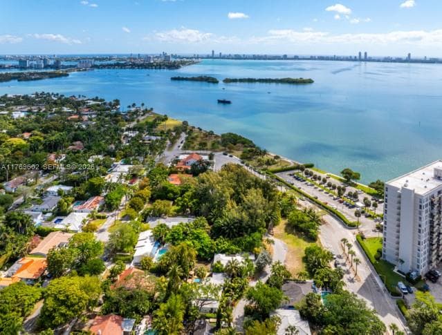 890 NE 70th St, Miami FL 33138 — 5