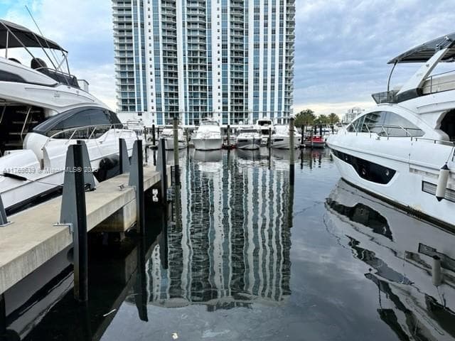 17211 Biscayne Blvd BS-10, North Miami Beach FL 33160 — 4