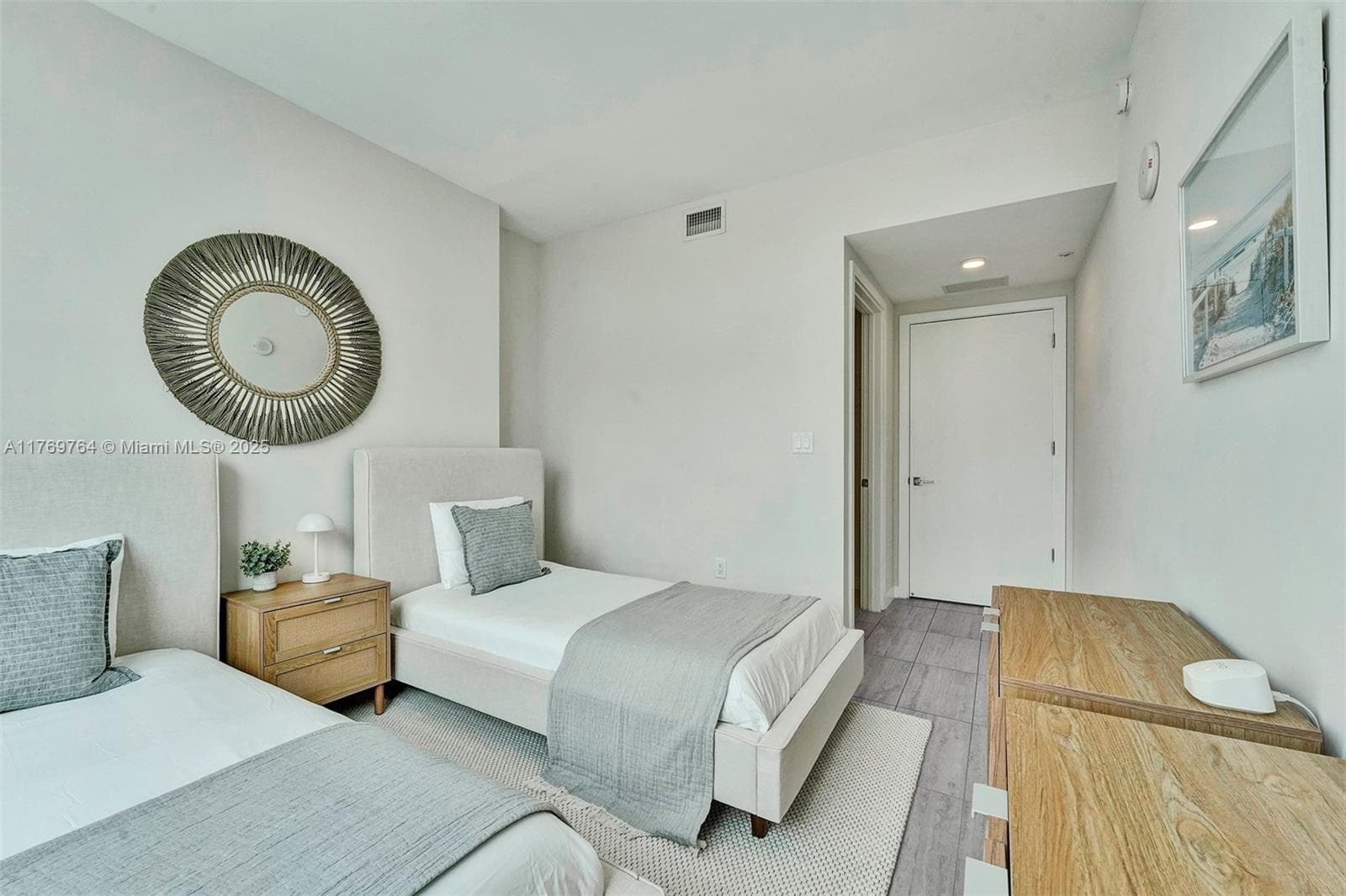 Quadro Condo, Miami, FL — 16