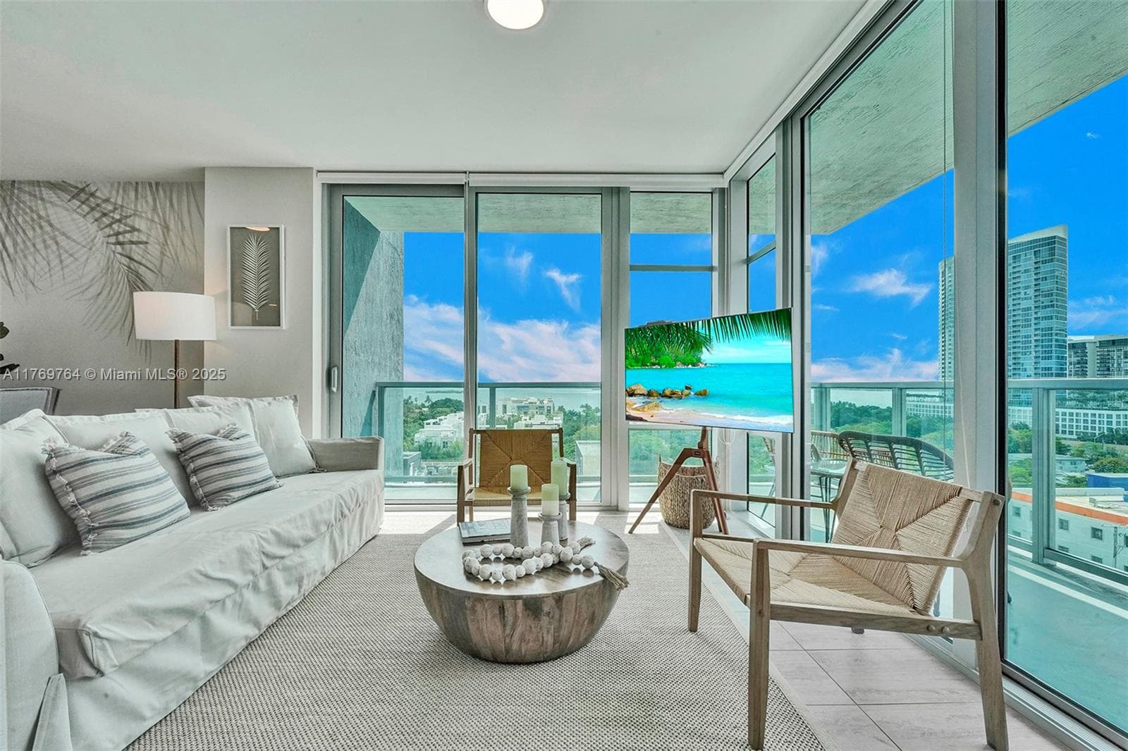 Quadro Condo, Miami, FL — 3