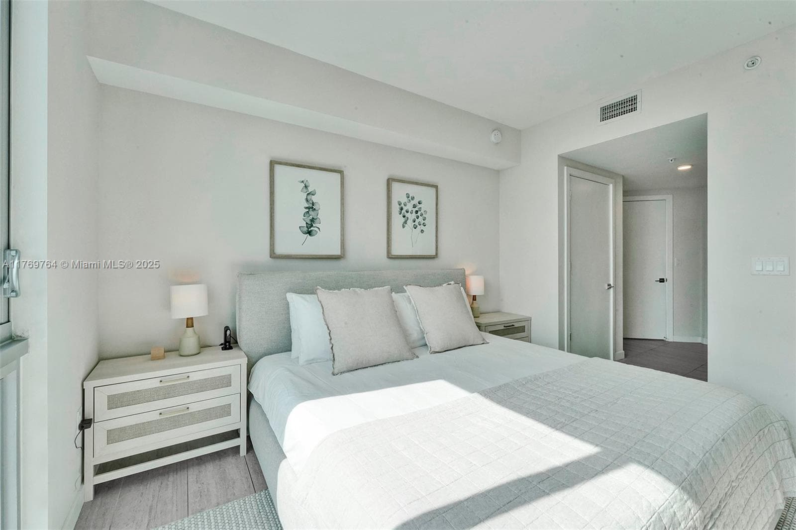 Quadro Condo, Miami, FL — 33