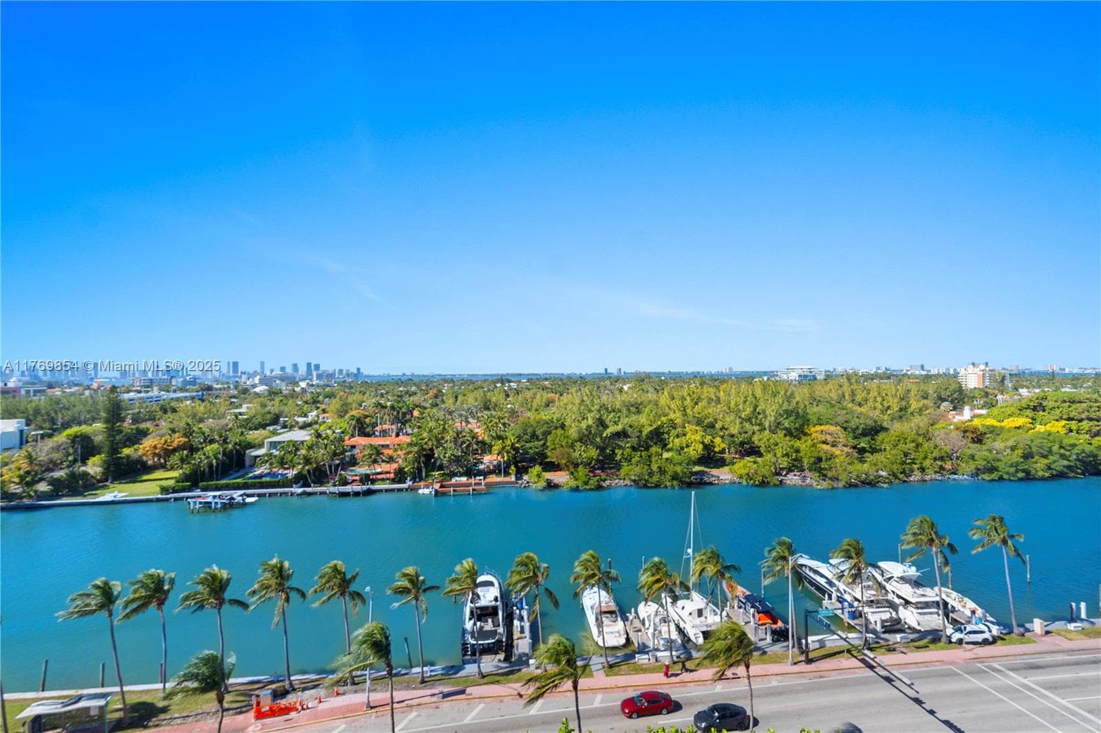 4401 Collins Ave # 1017, Miami Beach FL 33140 — 3