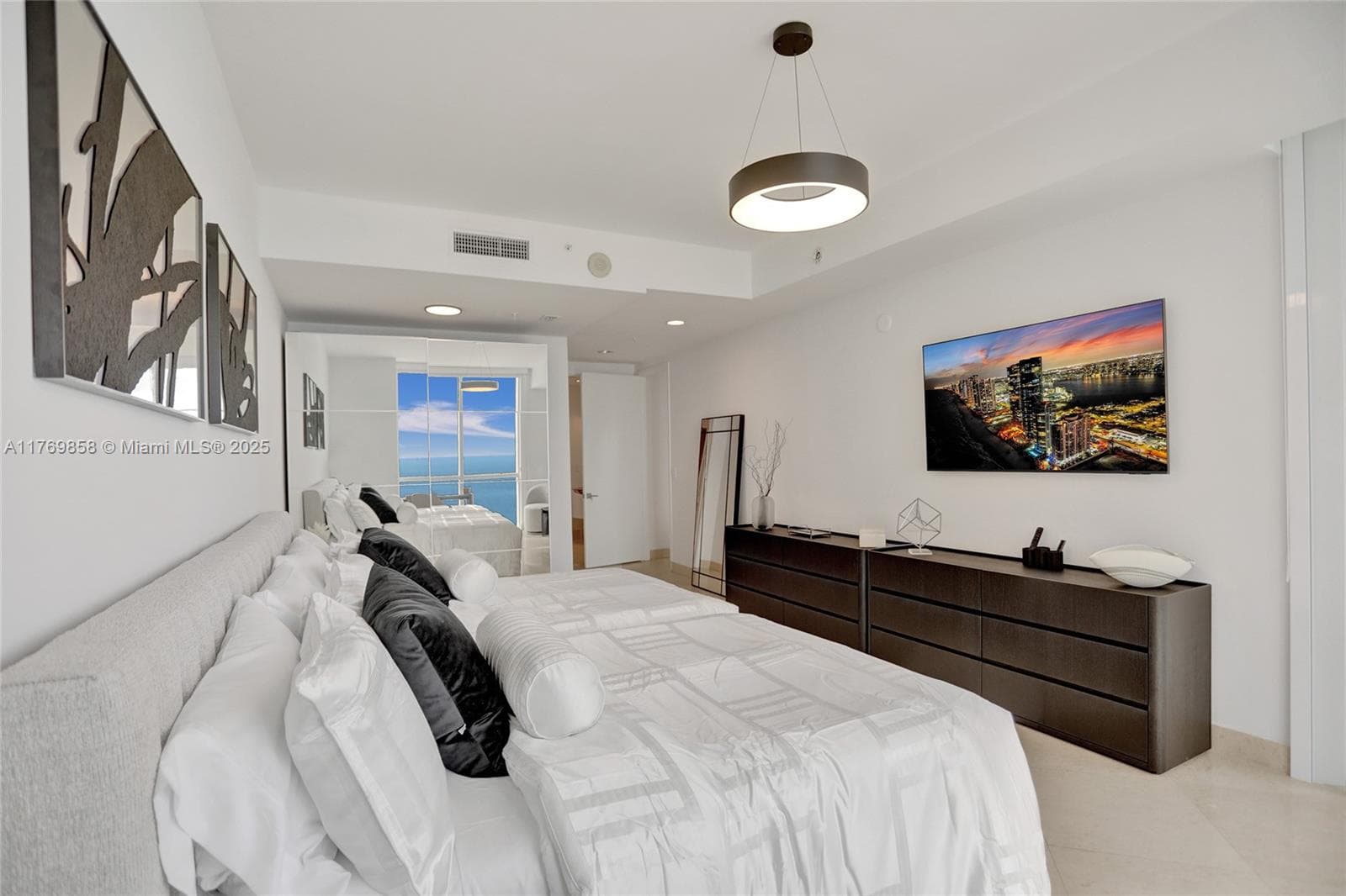 18101 Collins Ave # 3504, Sunny Isles Beach FL 33160 — 52
