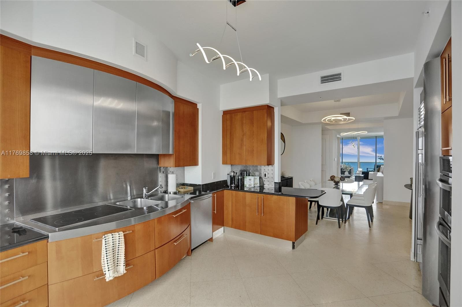 18101 Collins Ave # 3504, Sunny Isles Beach FL 33160 — 24