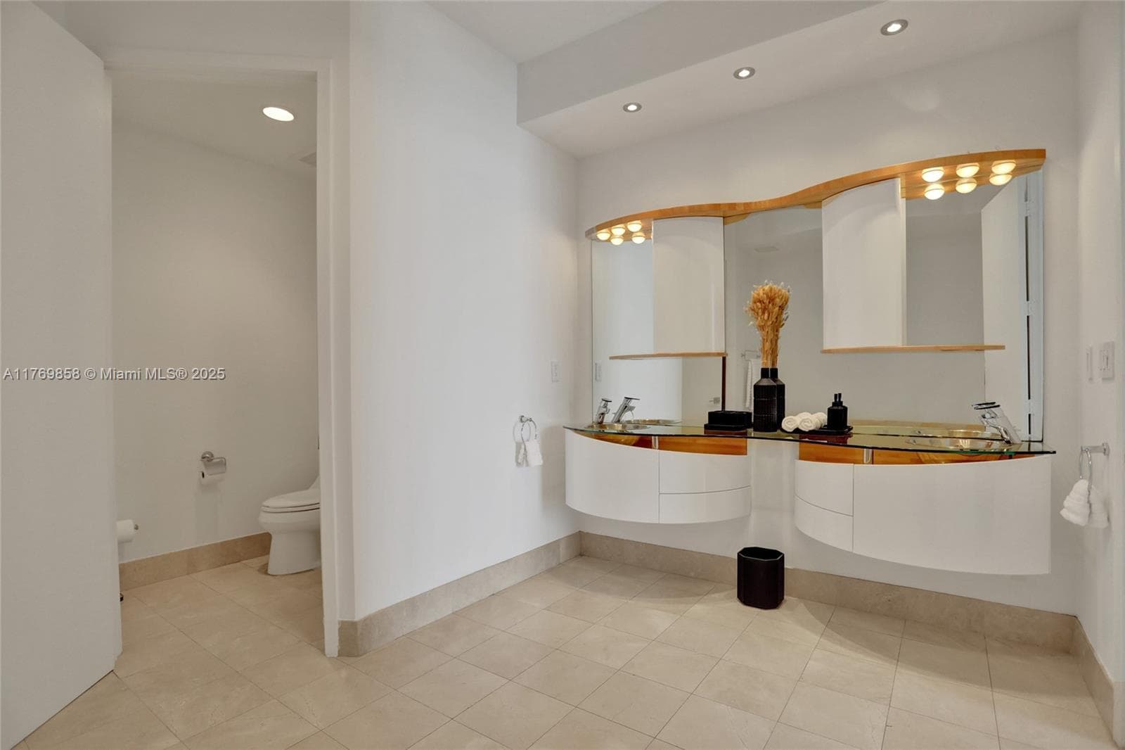 18101 Collins Ave # 3504, Sunny Isles Beach FL 33160 — 59