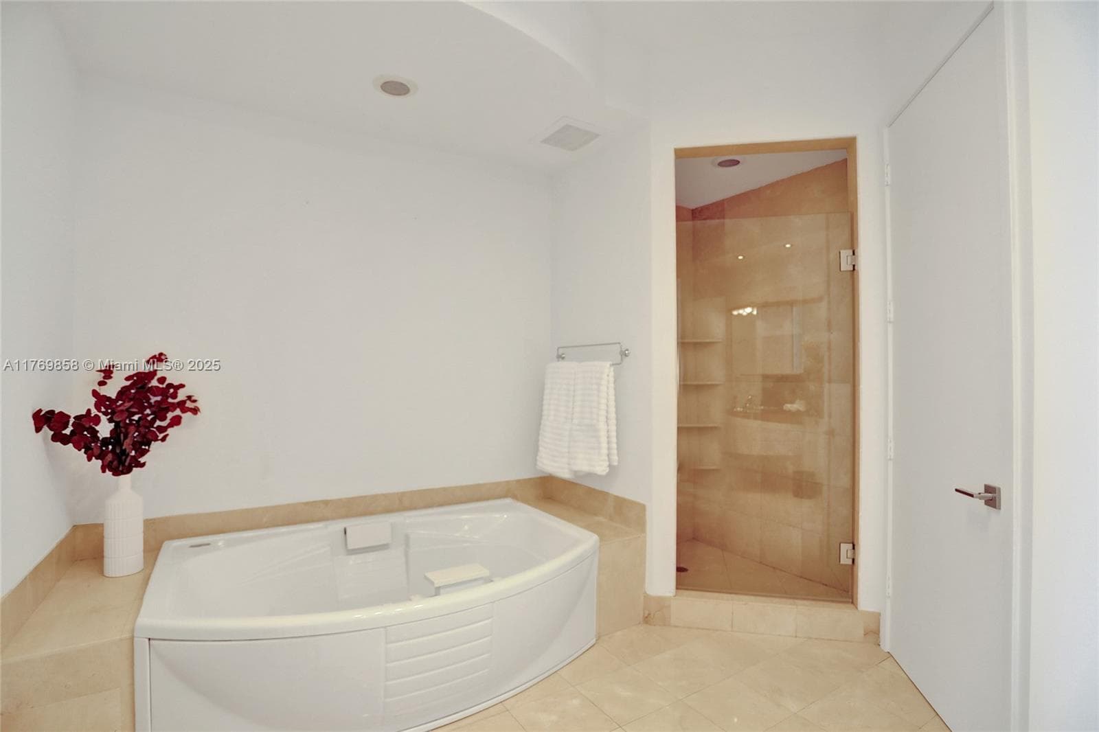 18101 Collins Ave # 3504, Sunny Isles Beach FL 33160 — 58