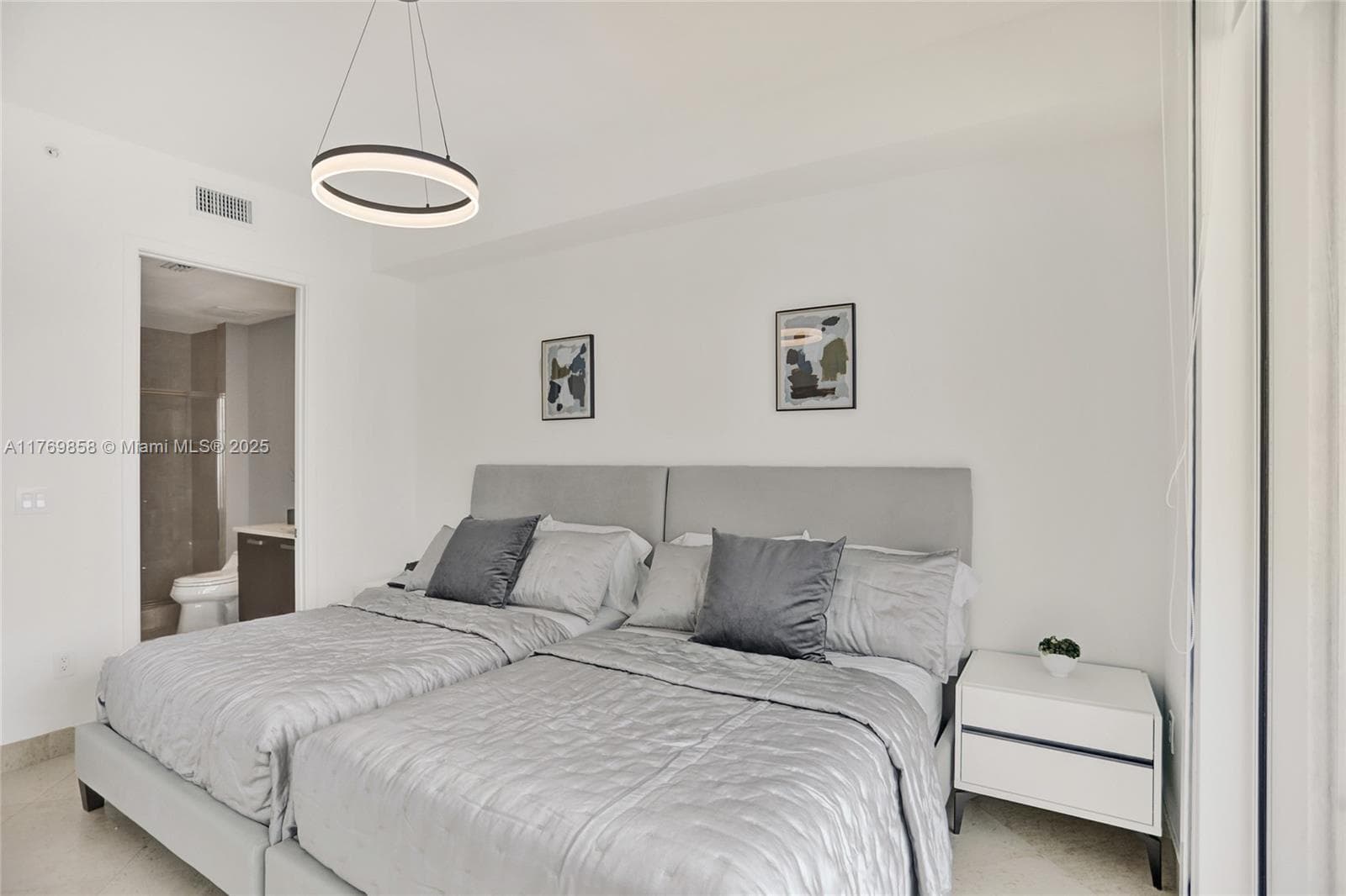 18101 Collins Ave # 3504, Sunny Isles Beach FL 33160 — 11