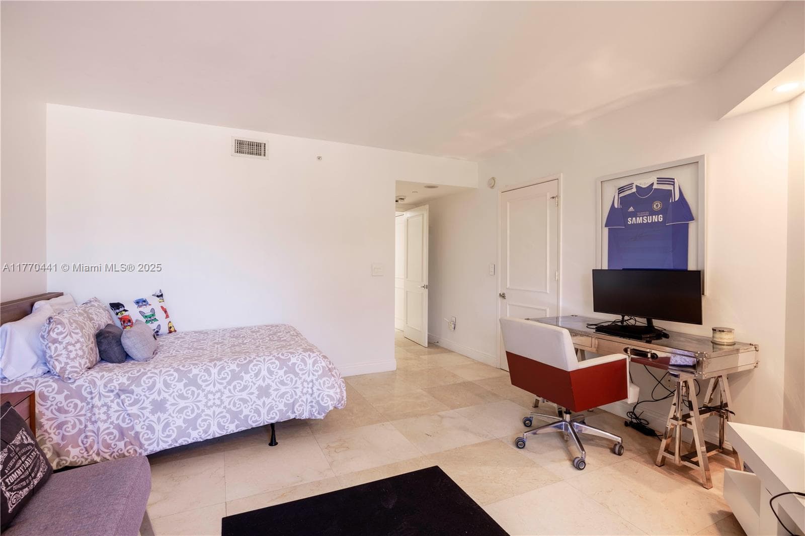 765 Crandon Blvd # 307, Key Biscayne FL 33149 — 42