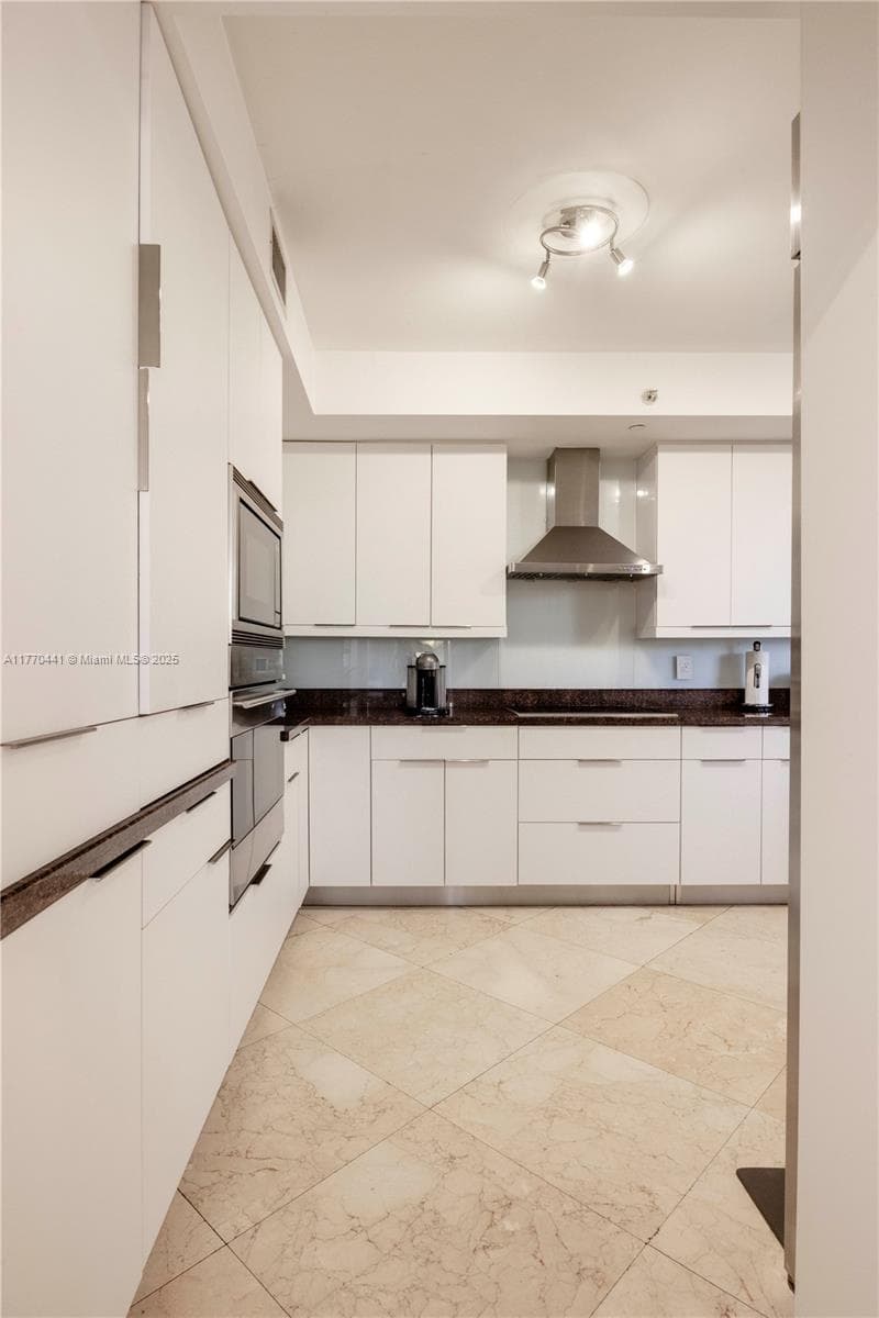 765 Crandon Blvd # 307, Key Biscayne FL 33149 — 16