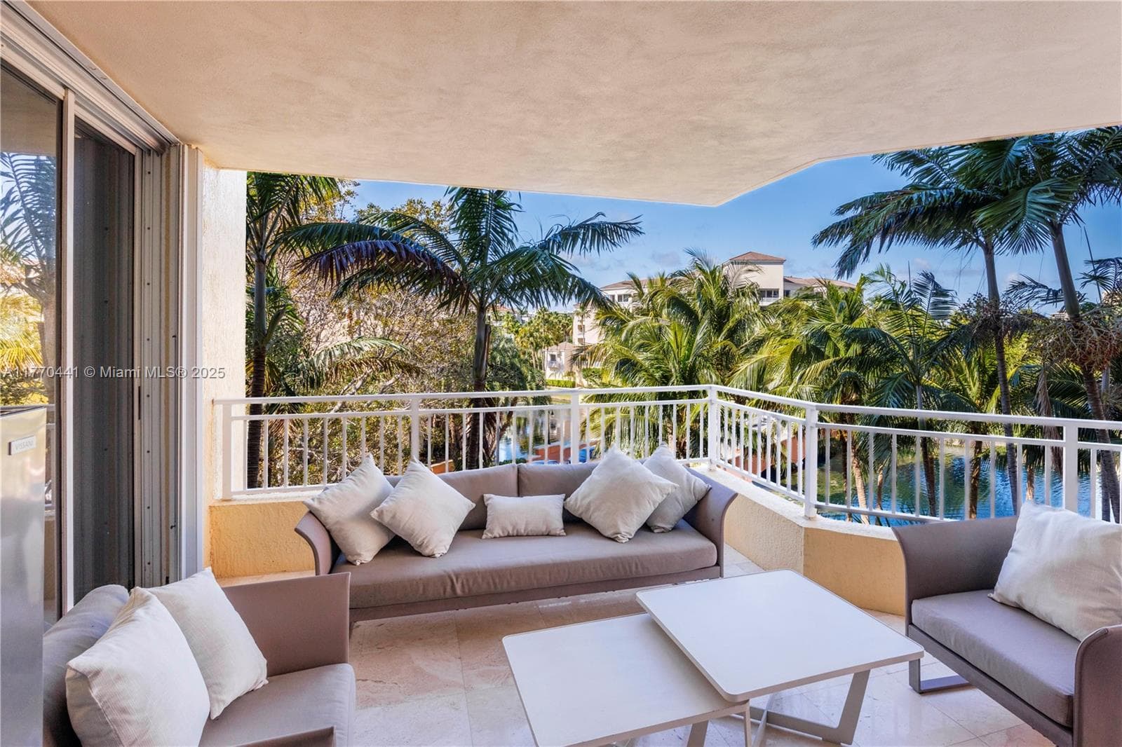 765 Crandon Blvd # 307, Key Biscayne FL 33149 — 3