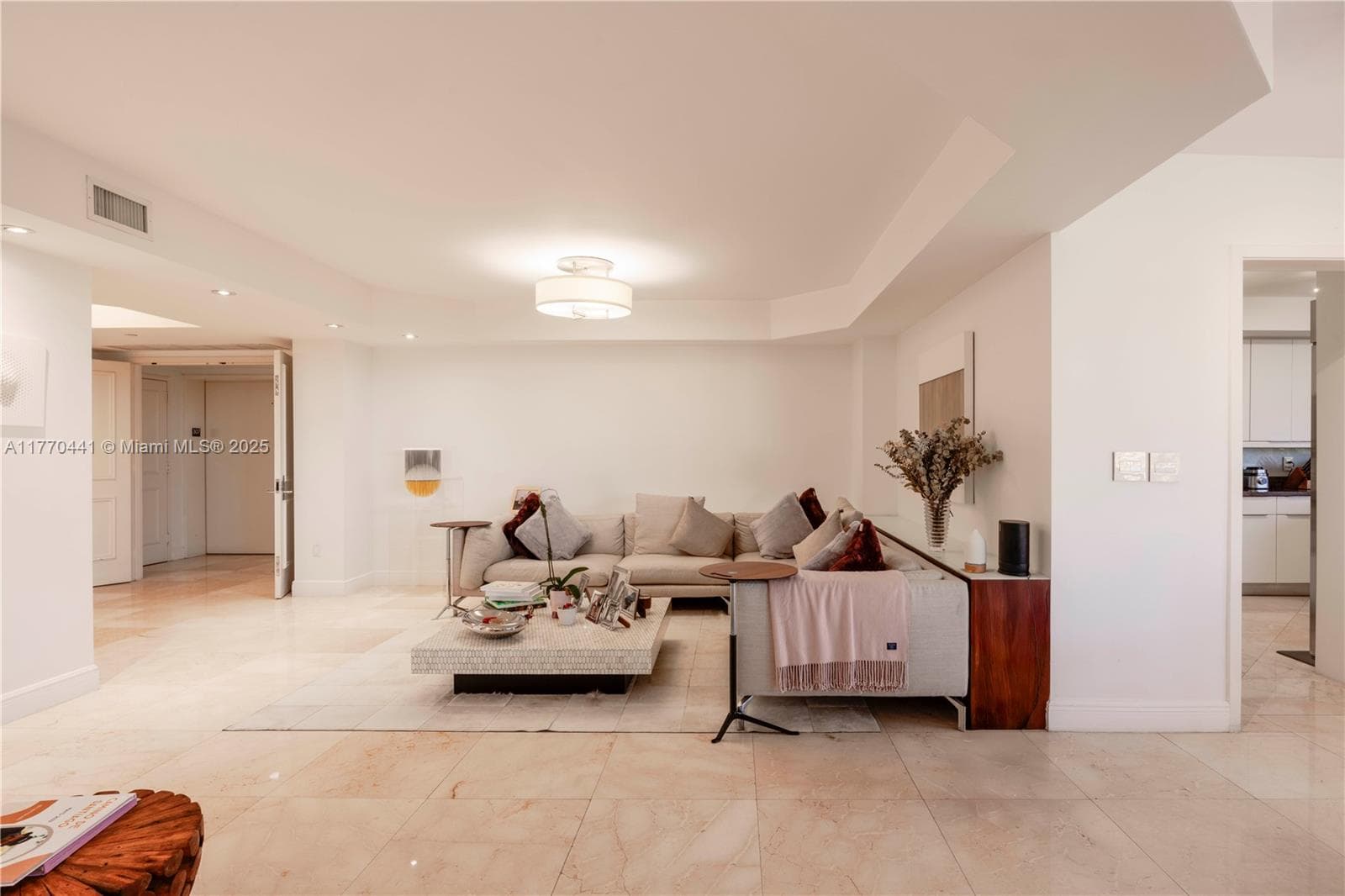 765 Crandon Blvd # 307, Key Biscayne FL 33149 — 14
