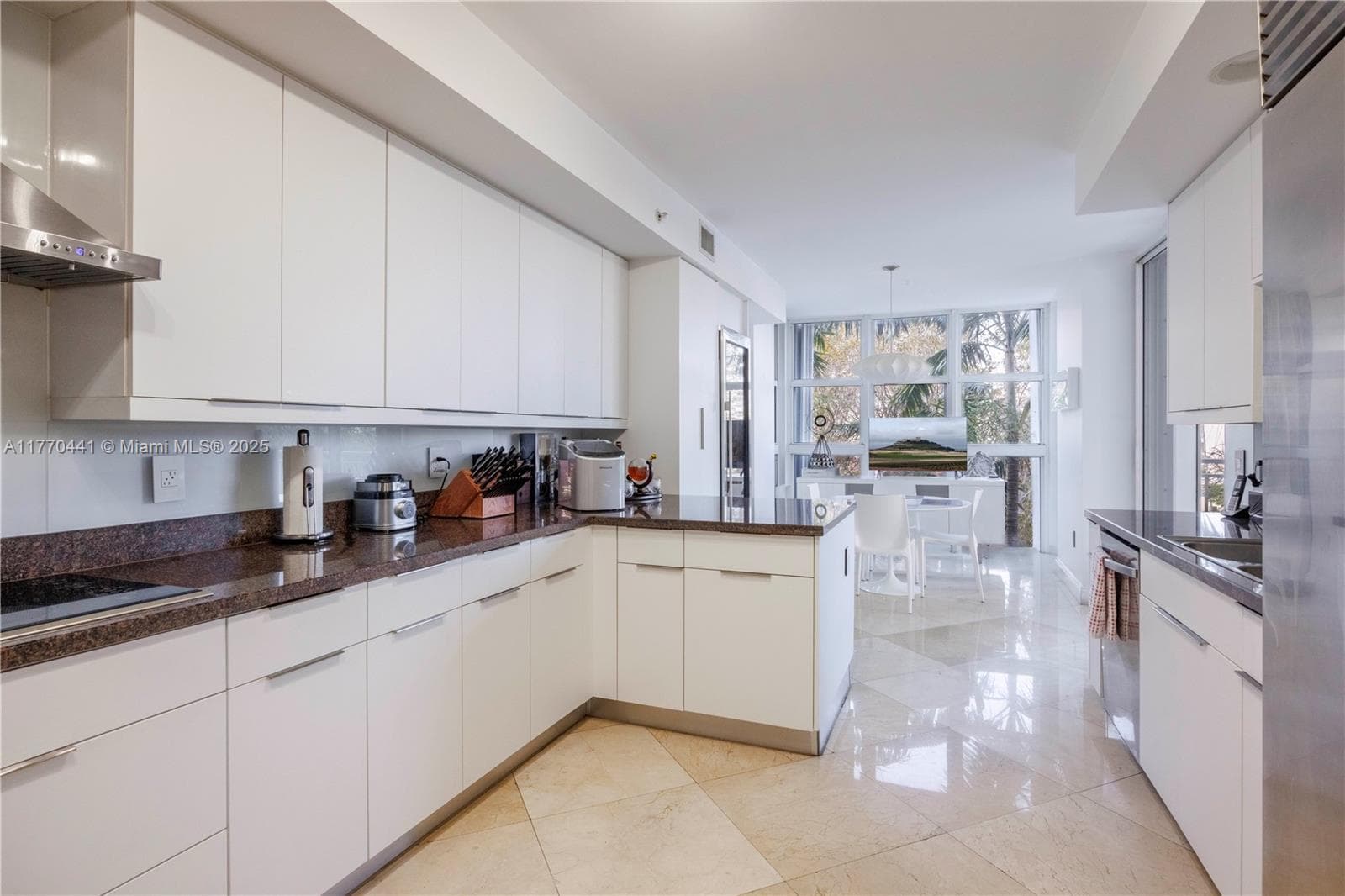765 Crandon Blvd # 307, Key Biscayne FL 33149 — 18