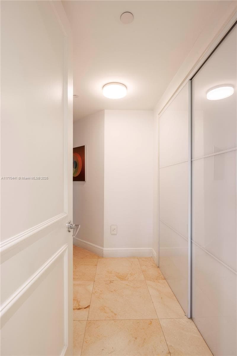 765 Crandon Blvd # 307, Key Biscayne FL 33149 — 21
