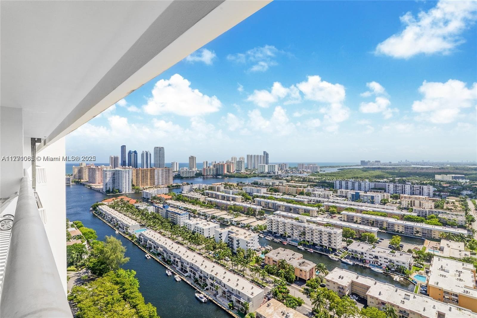 2000 Island Blvd # 3009, Aventura FL 33160 — 16