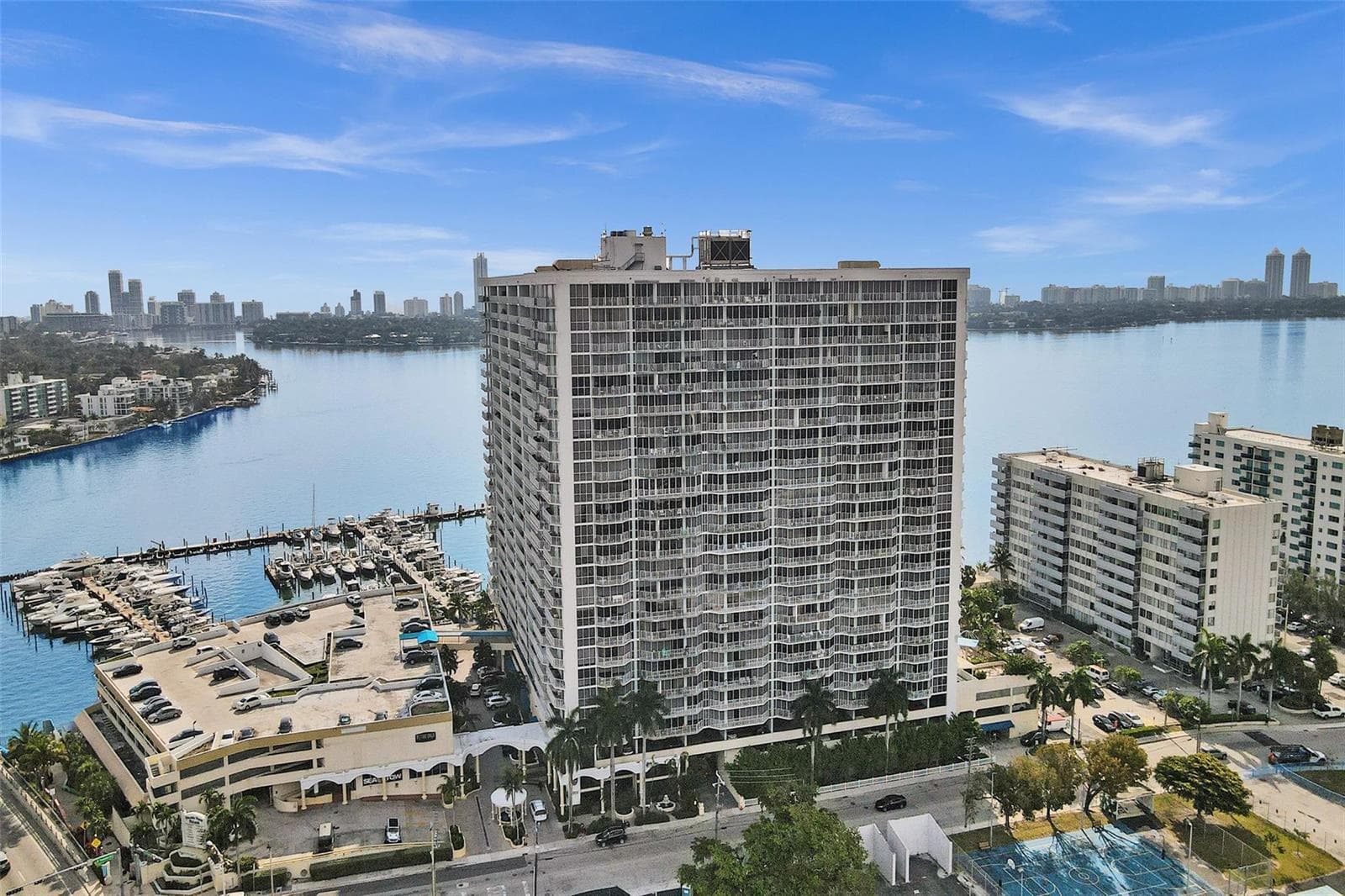 7601 E Treasure Drive # 617, North Bay Village FL 33141 — 3