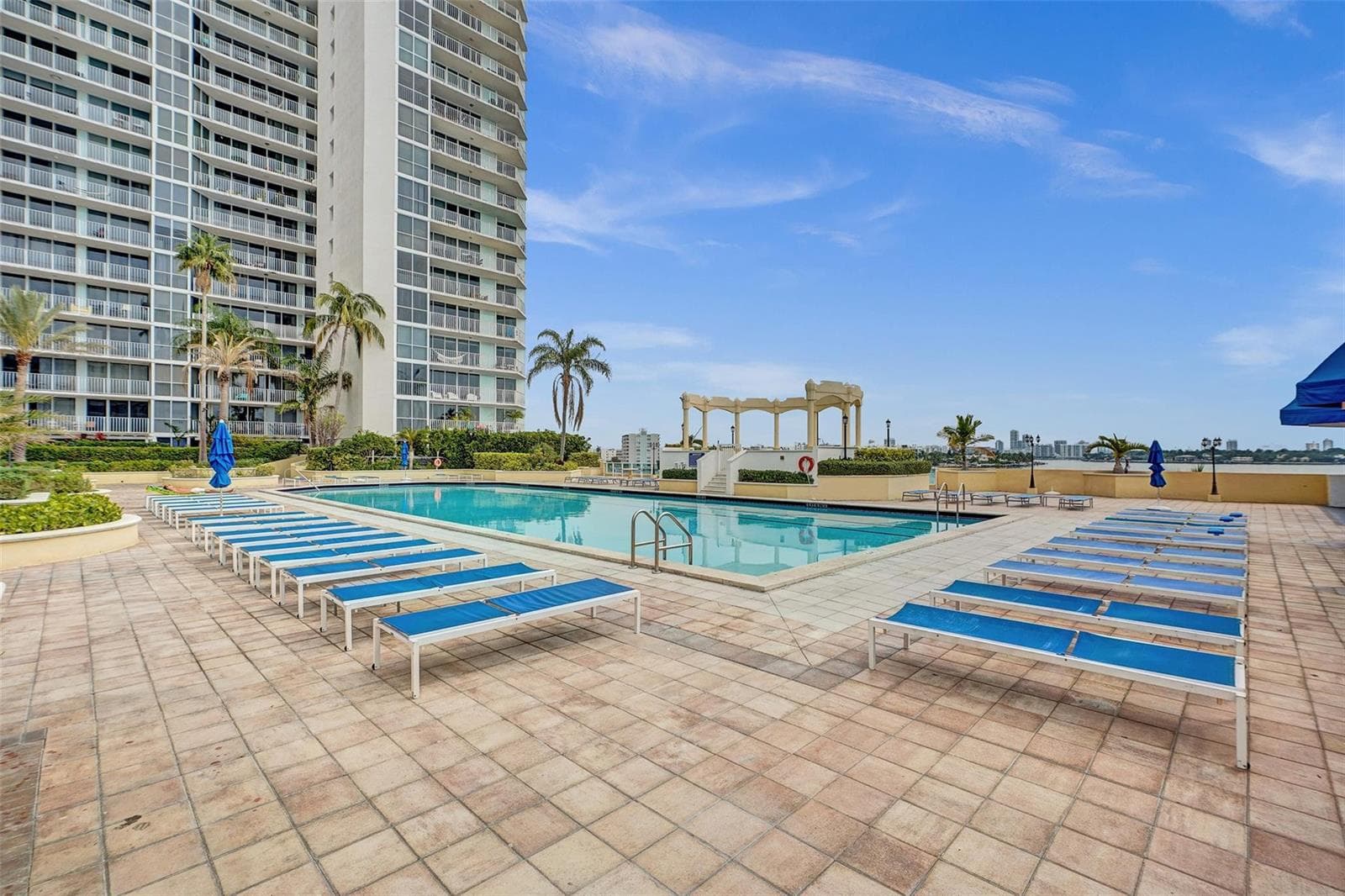 7601 E Treasure Drive # 617, North Bay Village FL 33141 — 40
