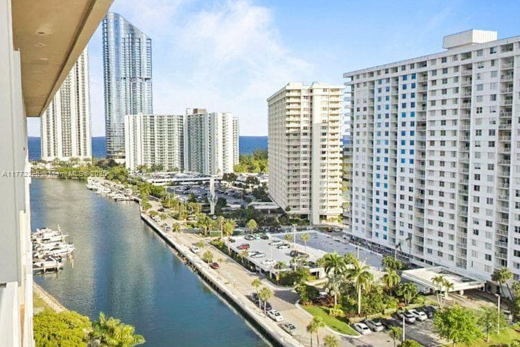 400 Kings Point Dr # 1607, Sunny Isles Beach FL 33160 — 2