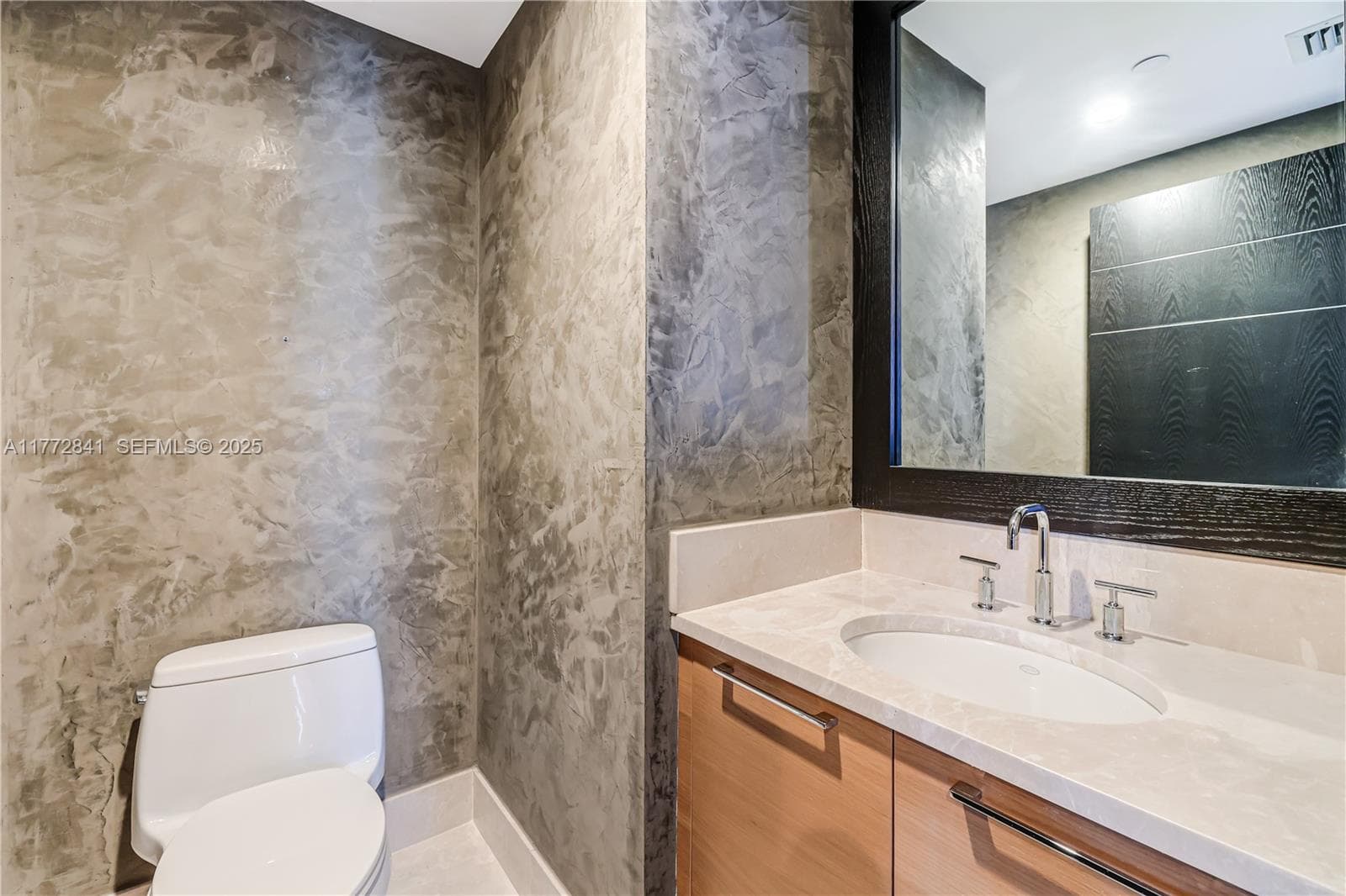 17001 Collins Ave # 2508, Sunny Isles Beach FL 33160 — 34