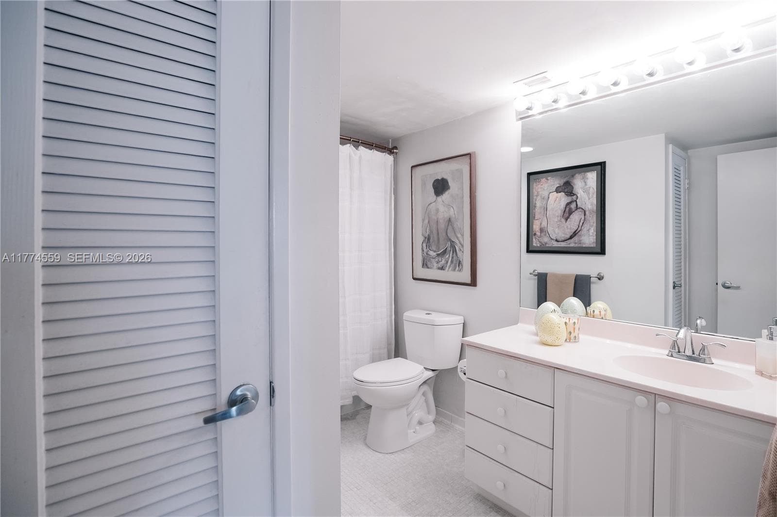 19390 Collins Ave # 1614, Sunny Isles Beach FL 33160 — 17