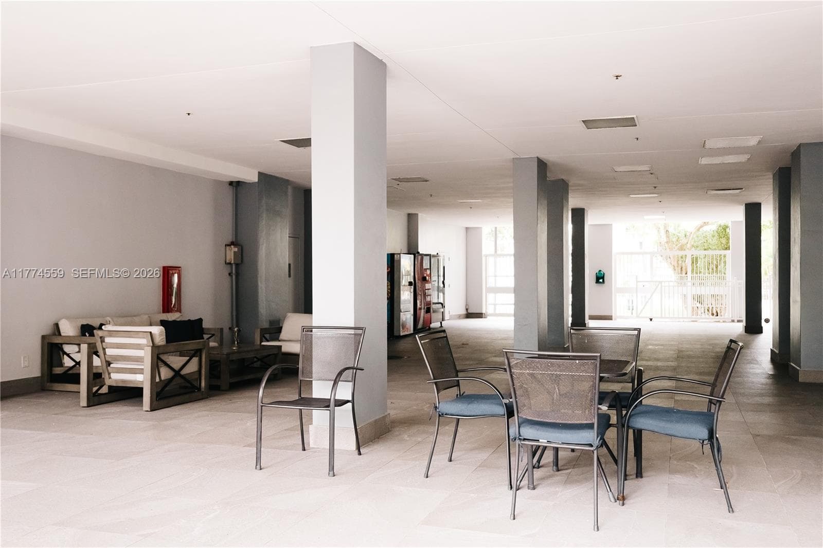 19390 Collins Ave # 1614, Sunny Isles Beach FL 33160 — 25