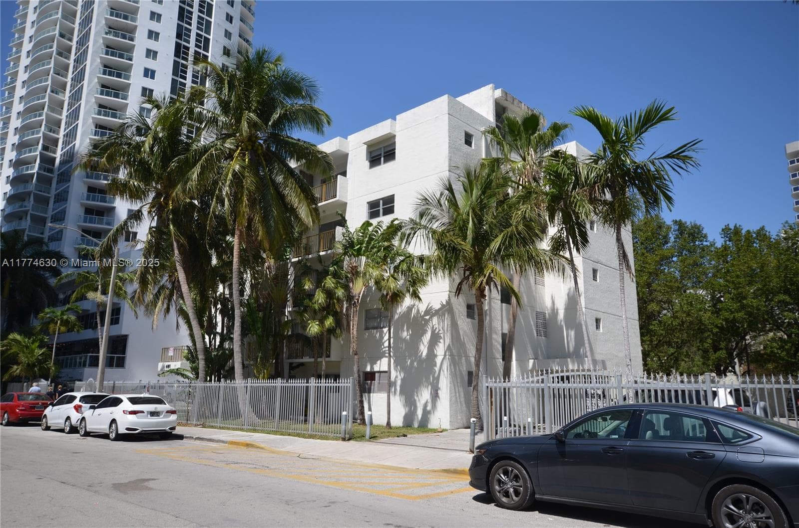 601 NE 22nd St, Miami FL 33137 — 3