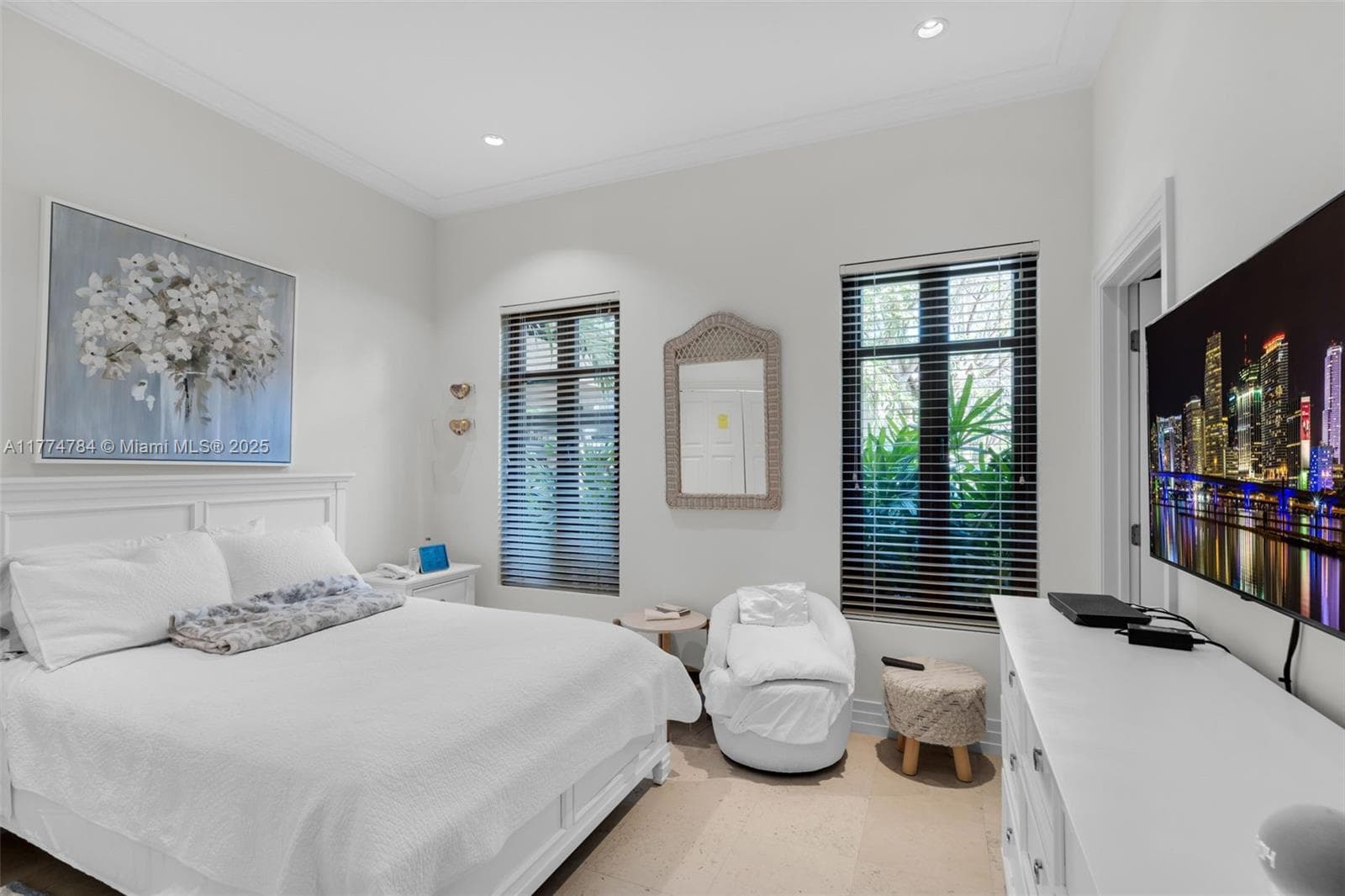 9 Harbor Pt, Key Biscayne FL 33149 — 56