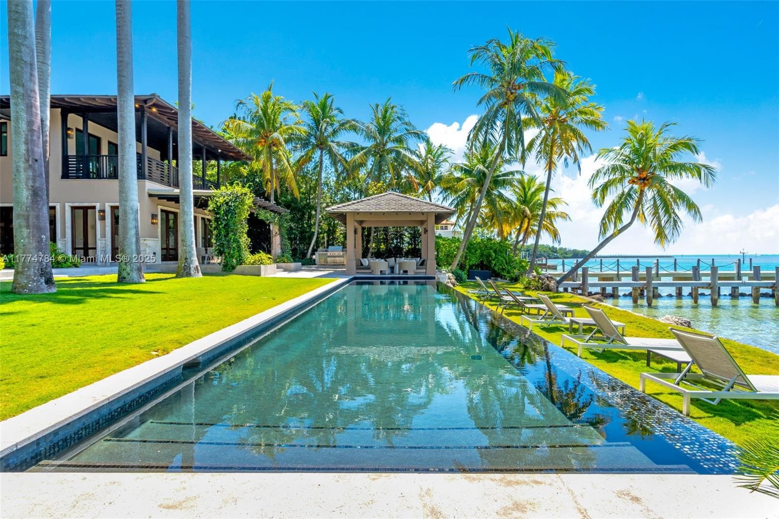 9 Harbor Pt, Key Biscayne FL 33149 — 3